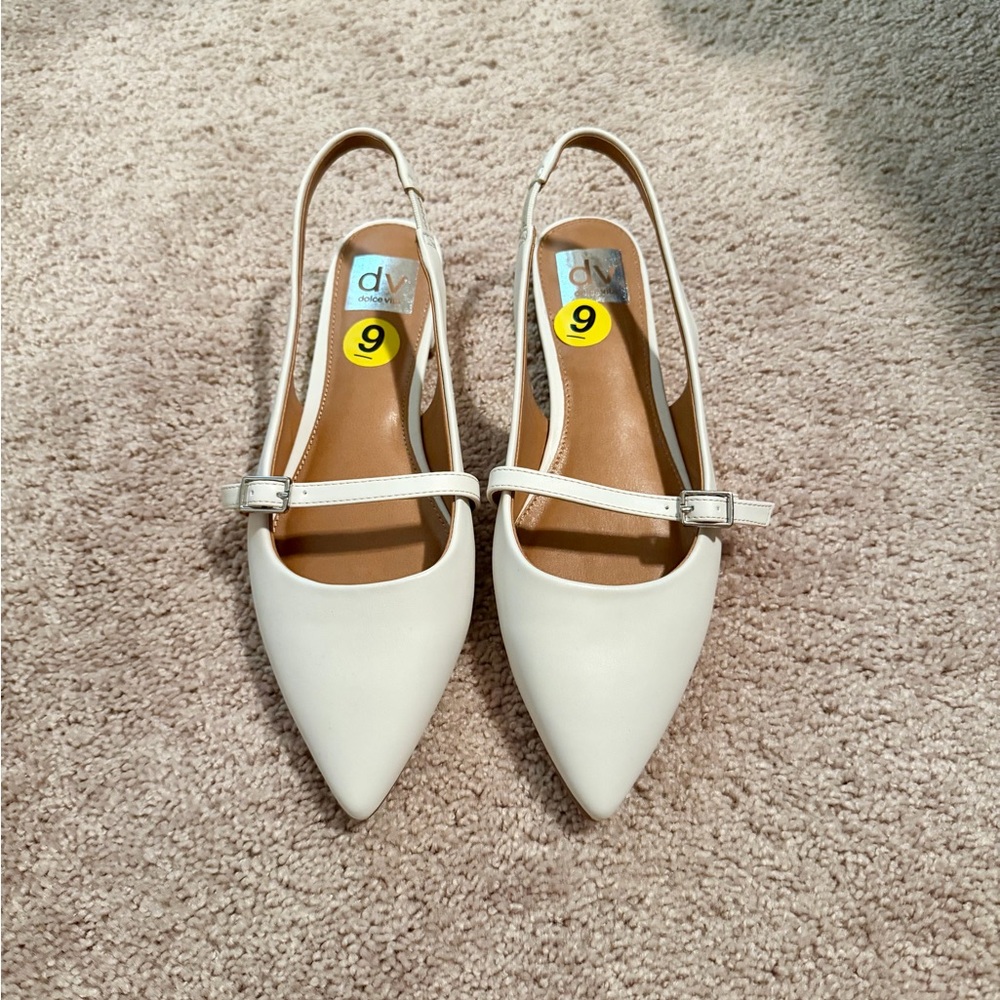 DV by Dolce Vita White Slingback Pointed-Toe Flats 9
